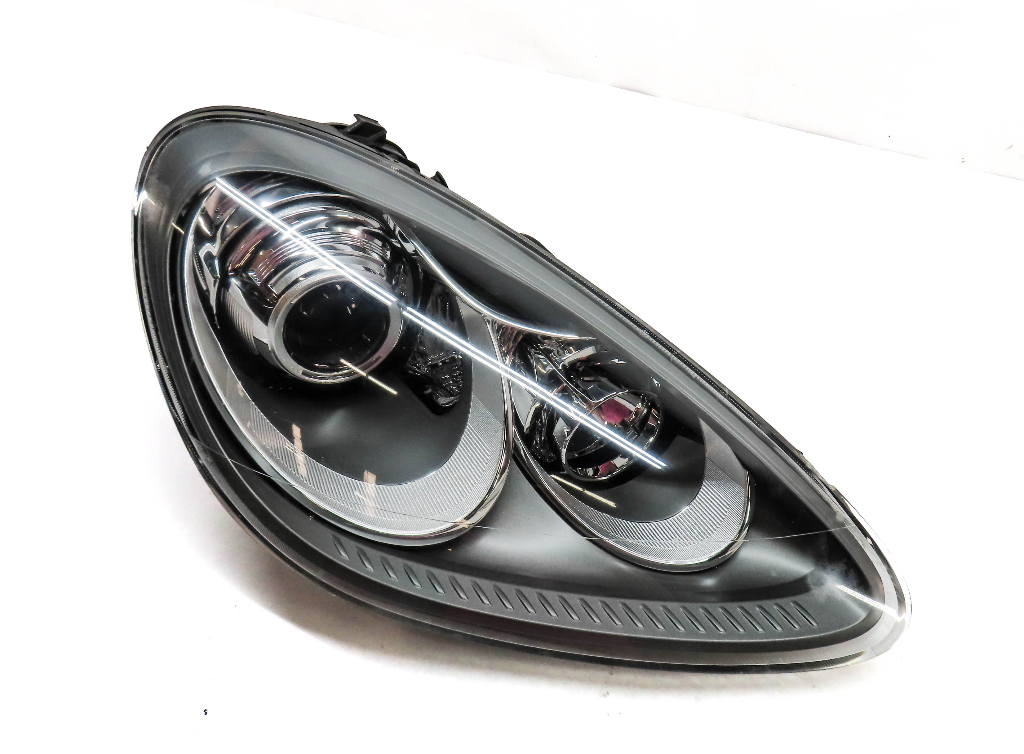 11-14 PORSCHE CAYENNE (958) RIGHT FRONT PASSENGER HID XENON HEADLIGHT LIGHT LAMP — exact item pictured